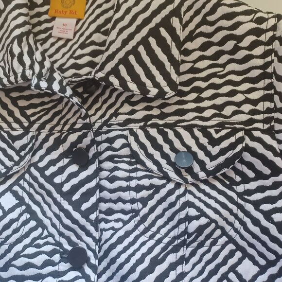 Ruby Rd Women Sz 10 Cropped Jacket Black/White Geometric Print Monochrome Layer - Picture 4 of 11